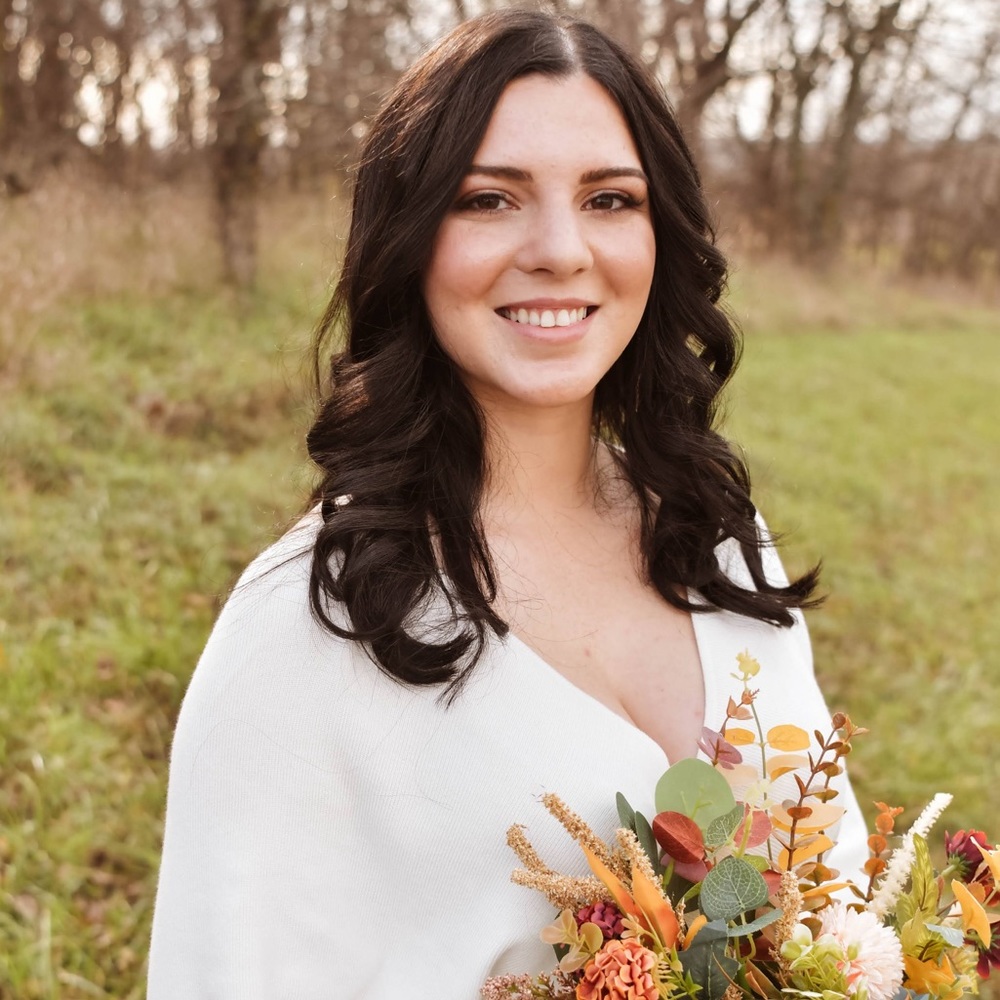 Meet your Posher, Devin